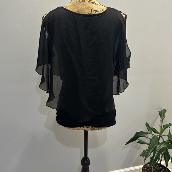 ✨Blouse✨ - Picture 3 of 3